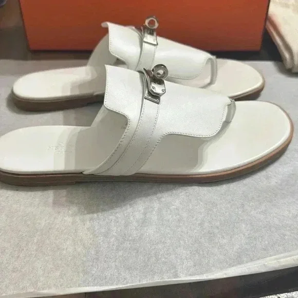 Hermes
Calfskin Womens Elixir
Sandals Sz 38 White

New/Full set 
Receipt in pics - Picture 5 of 6